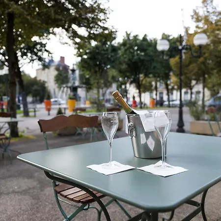 Western De France Hotel 3*