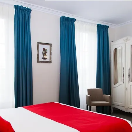 Western De France Otel 3*